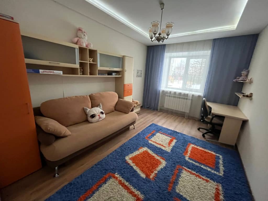 Квартира  3-х комнатная с камином и джакузи: фото 6
