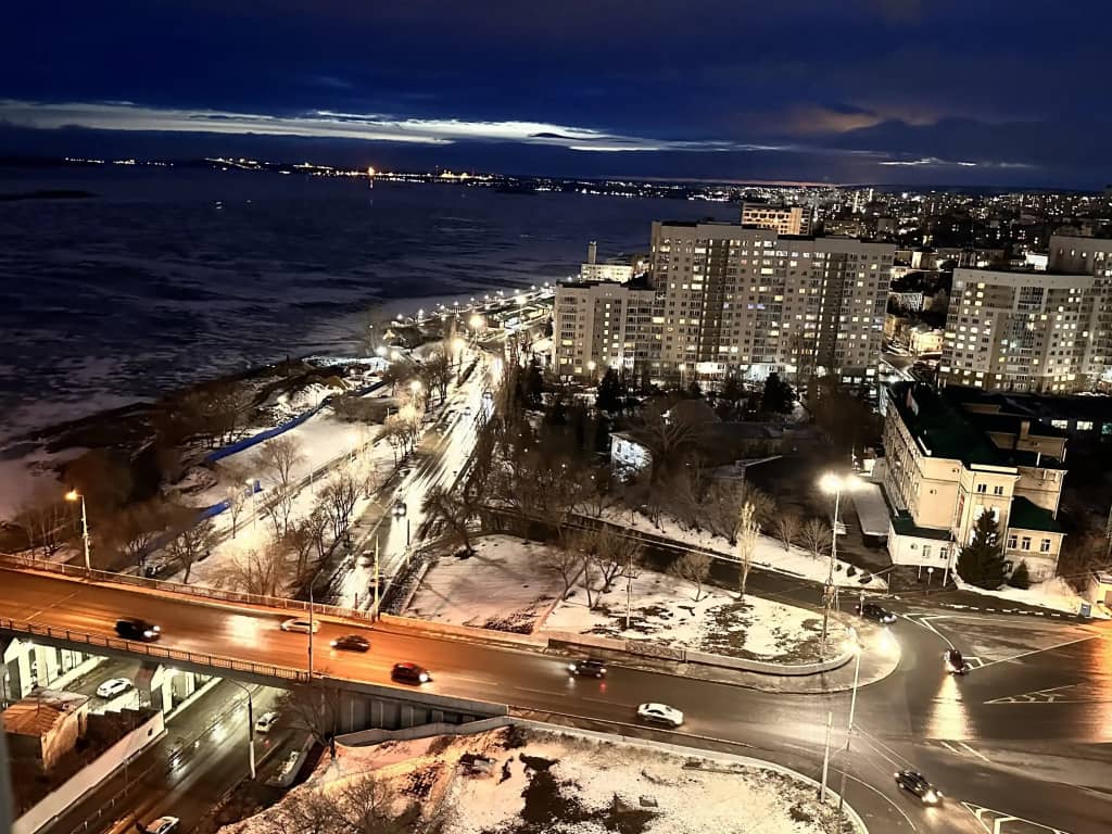Квартира Комфорт на набережной с шикарным видом возле моста: фото 4