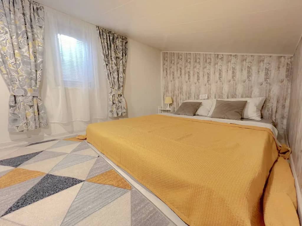 Квартира с мансардой в 100м от моря: фото 7