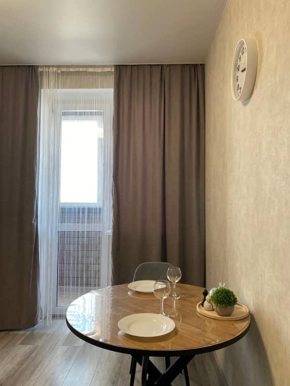 Уютная видовая квартира 2+2 рядом с ТРЦ Кристалл: фото 7