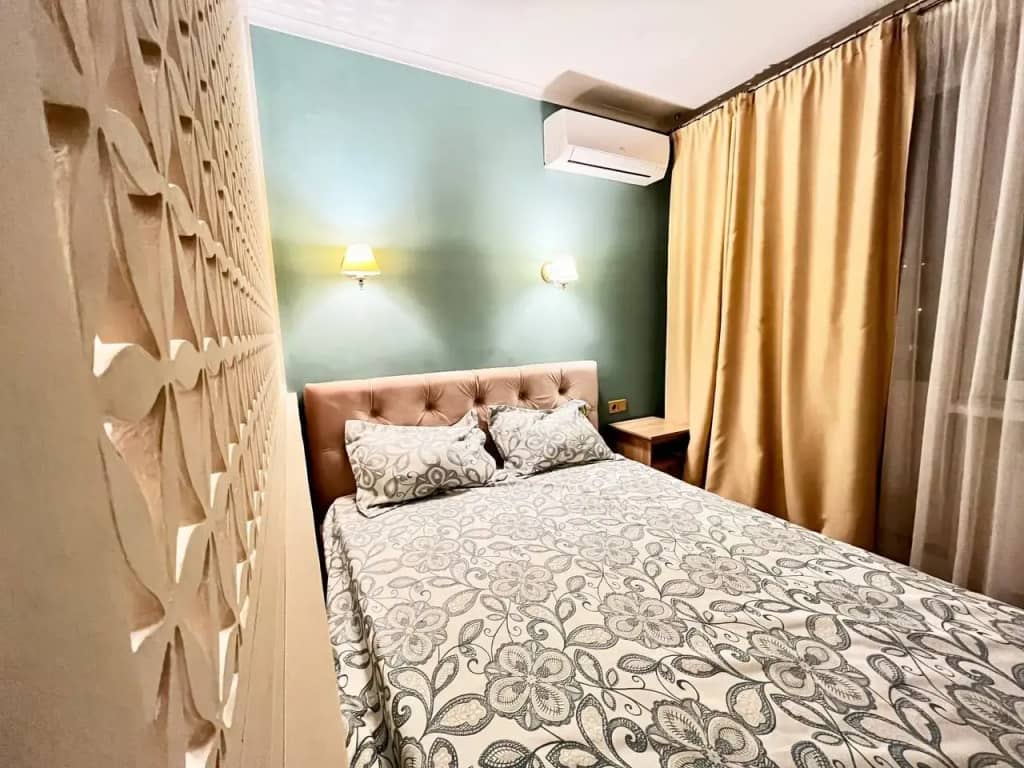 Апартаменты Sunny Days Apartment Стахановская: фото 6