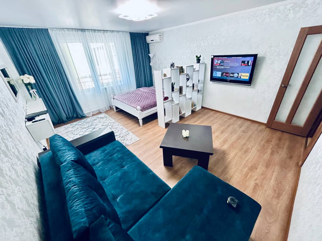 Квартира Уютная просторная однушка (55кв.) с АЛИСОЙ: фото 6