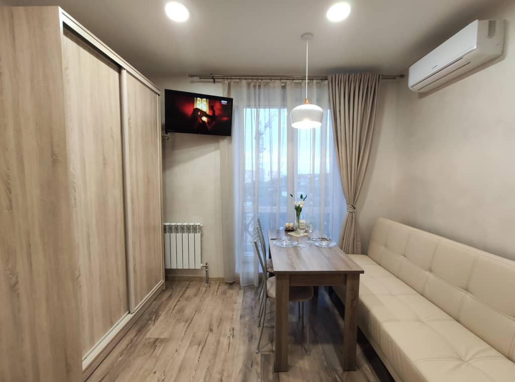 Апартаменты Атмосфера - Центр, Wi-Fi, Smart-TV и кондиционер: фото 7