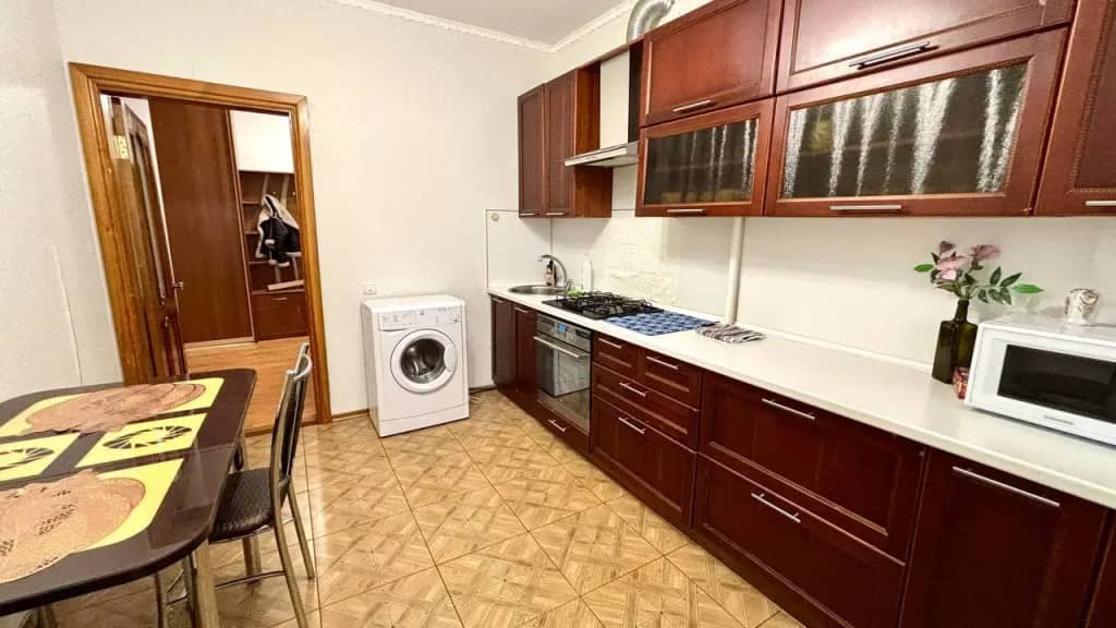Квартира Трехкомнатная в Зеленой роще Уфы: фото 4