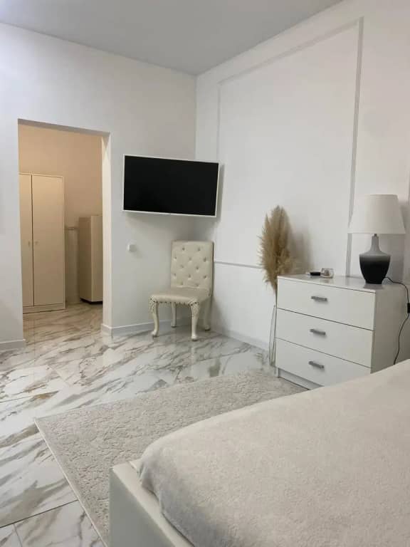 S Basseynom ZHK Metropol Apartments: фото 4