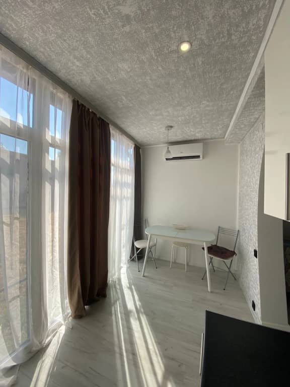 Апартаменты Просторная Студия в центре Сириуса от HomeHotelSochi: фото 6