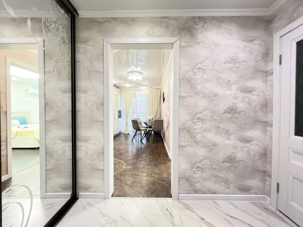 Роскошные апартаменты  Kravc Group с камином и просторной лоджией: фото 7