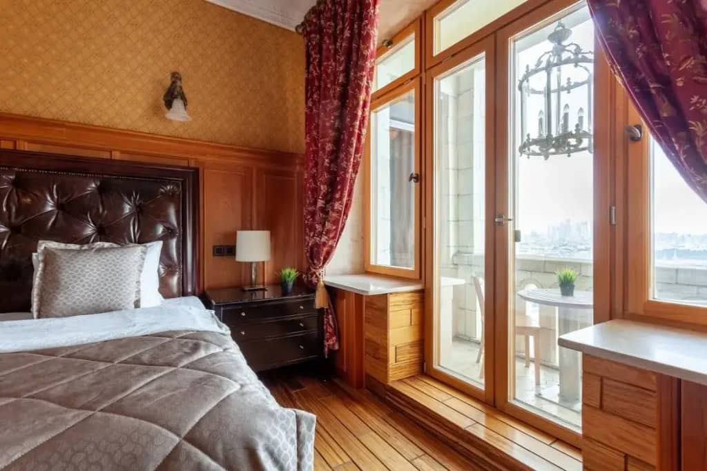 Апартаменты  Роскошные с Балконом и Видом на Кремль: фото 7