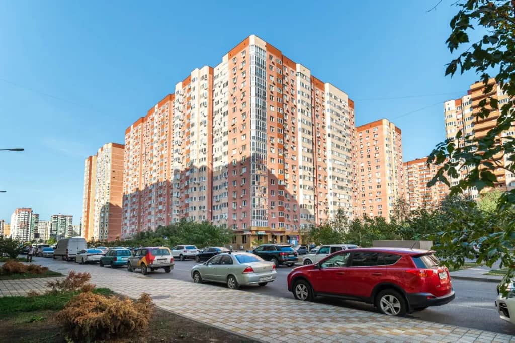 Апартаменты с Балконом Тут Живут Парк и Стадион: фото 6