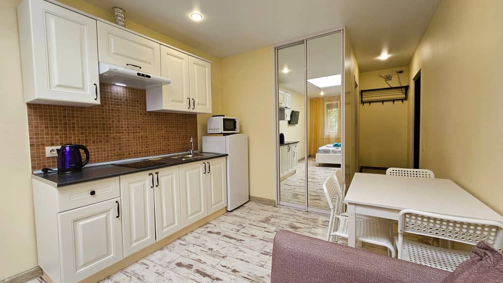Апартаменты Уютная студия на Роз 57 от HomeHotelSochi (2): фото 6