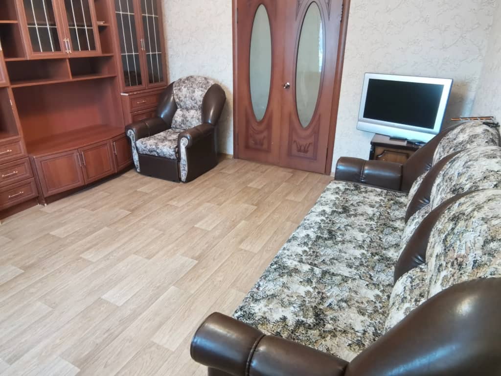 Апартаменты Трехкомнатные Sutki Vip на Ватутина 6: фото 4