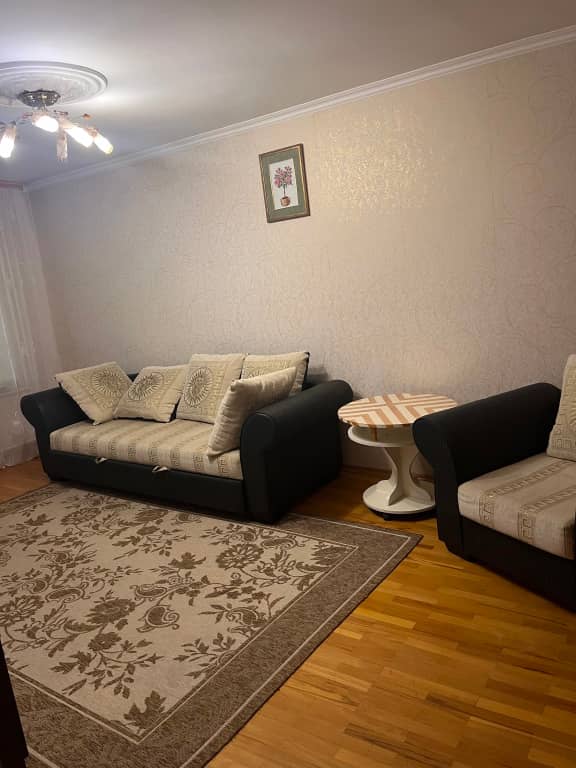Апартаменты 3-х комнатная квартира в удобном районе: фото 4