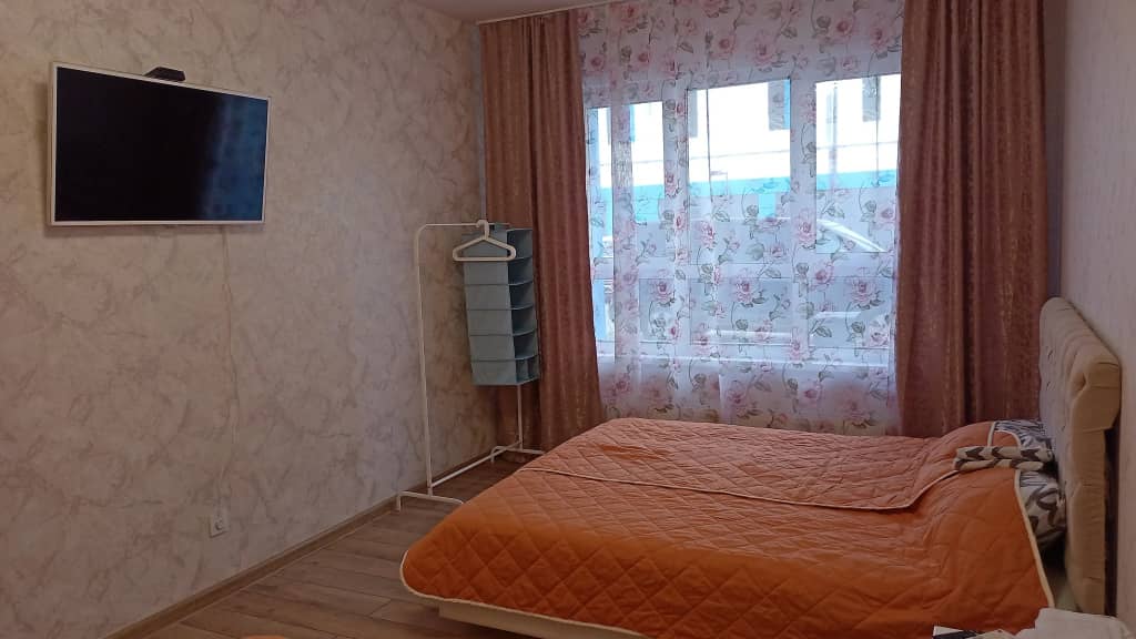 Квартира евродвушка у парка Синягина: фото 4