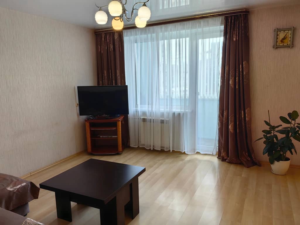 Квартира Евродвушка у озера 54м2 с лоджией 6м: фото 6