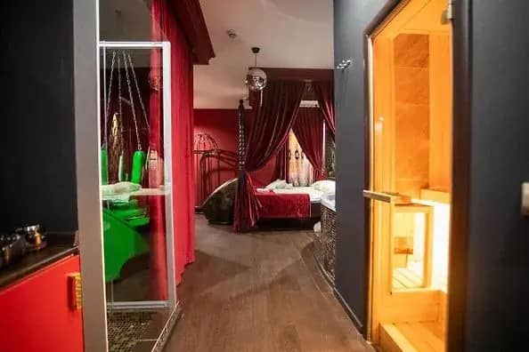 Red Room Hotel: фото 5