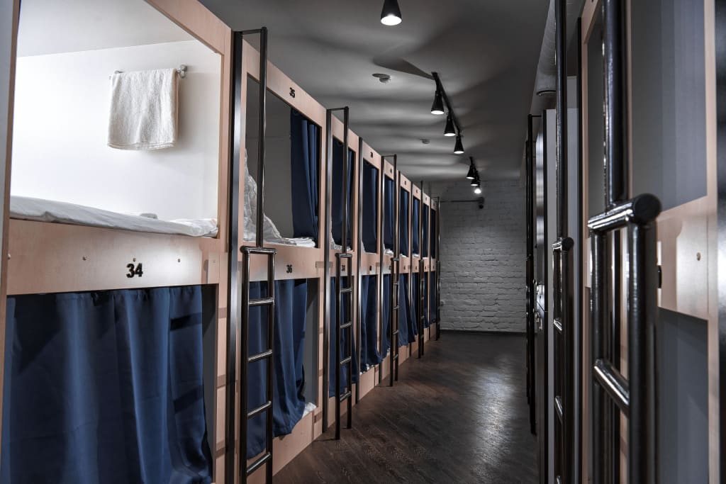 Хостел Box Inn фото