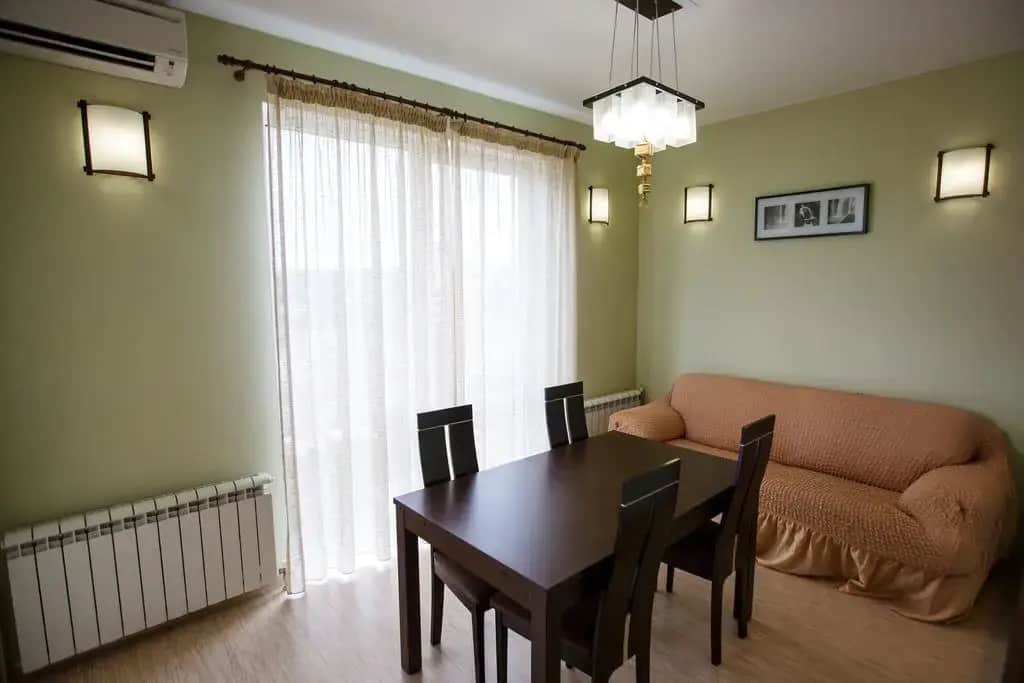 Deluxe Apartment by the Riviera Park: фото 2