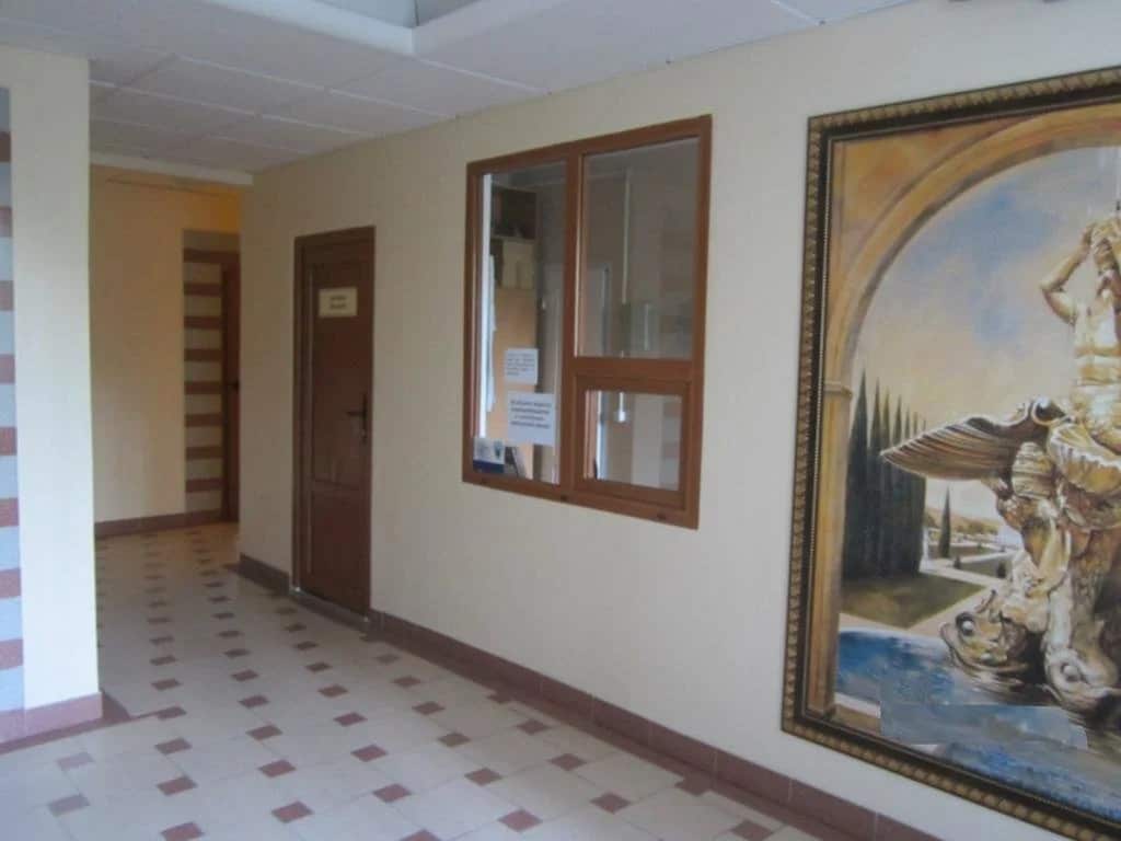 At Moskovskaya Metro Apartment: главное фото 1
