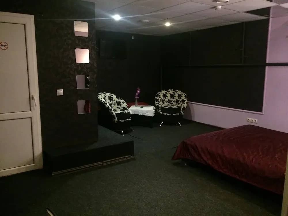 Жилые помещения Revolyutsii 28 - Hostel: фото 5