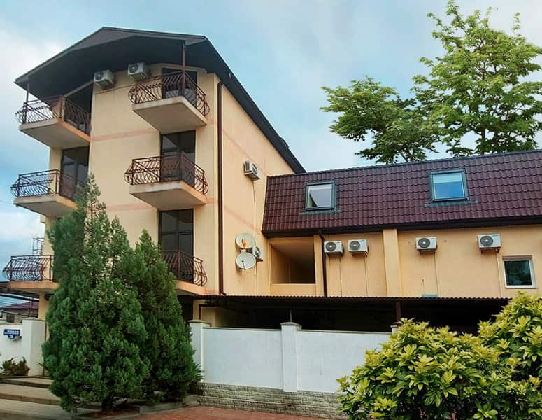 Бриз Family Hotel: главное фото 1