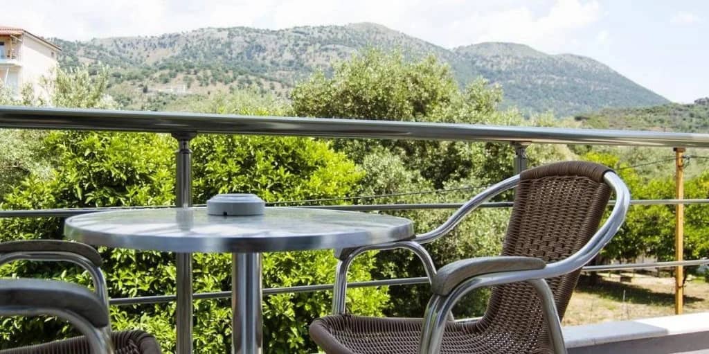 Oazis Na Molodezhnoy Guest House: фото 7