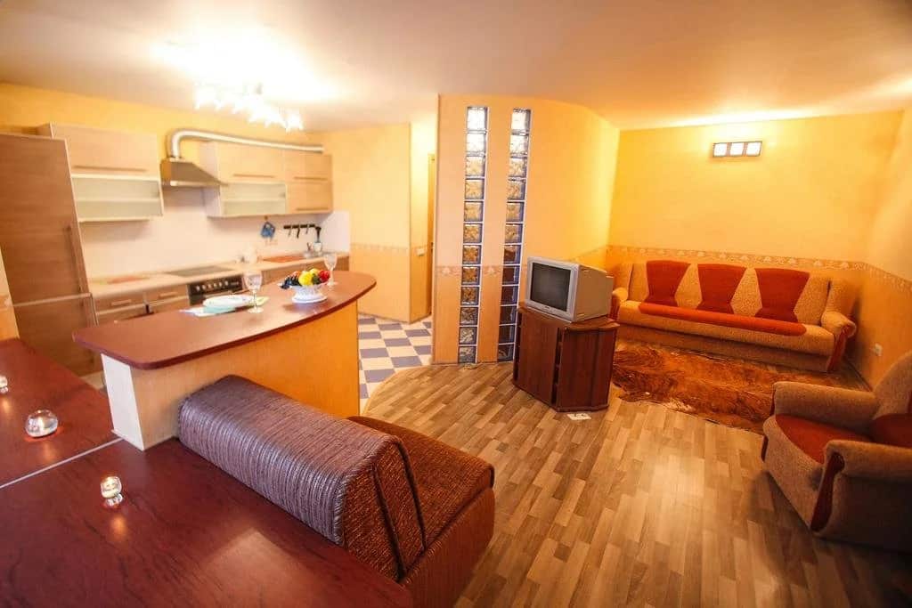 MneNaSutki na Yablochkova 41a: главное фото 1