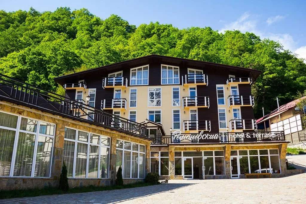 Romanovski Hotel: главное фото 1