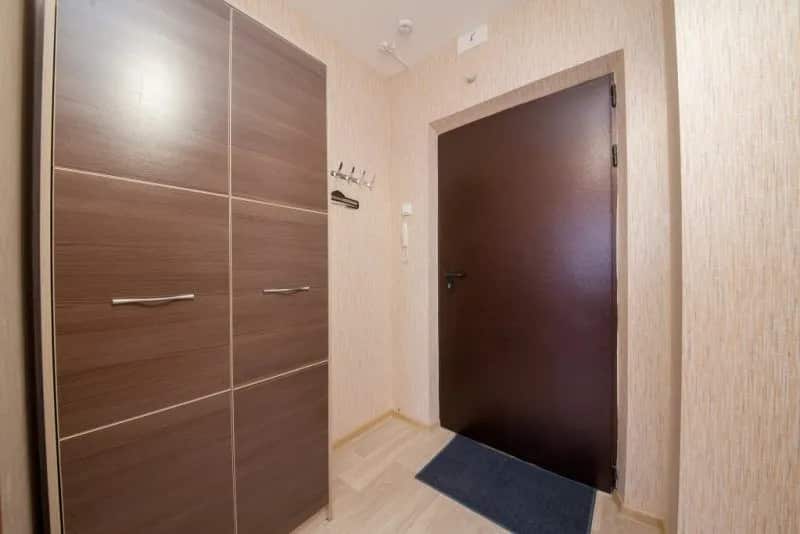 Апартаменты Квартиров на ул. Серова, 8: главное фото 1