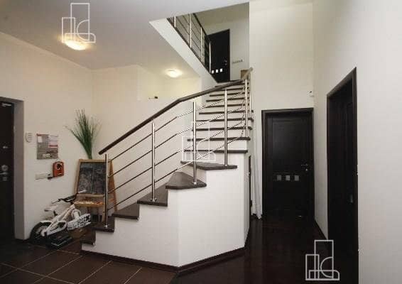 Apartment With Terrace: фото 6