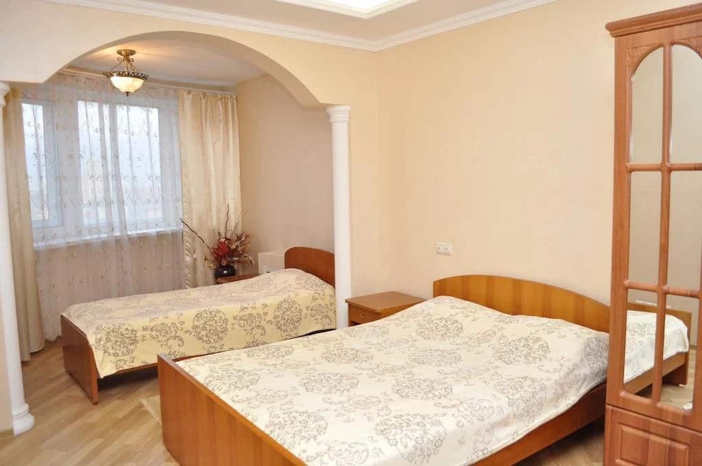 Posutochno Apartments 1905 Goda: главное фото 1
