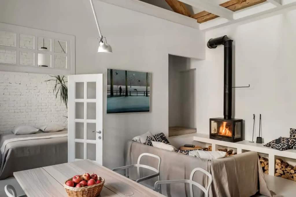 Апартаменты Flat Inn с камином в арт-лофте рядом с метро Комсомольская: главное фото 1