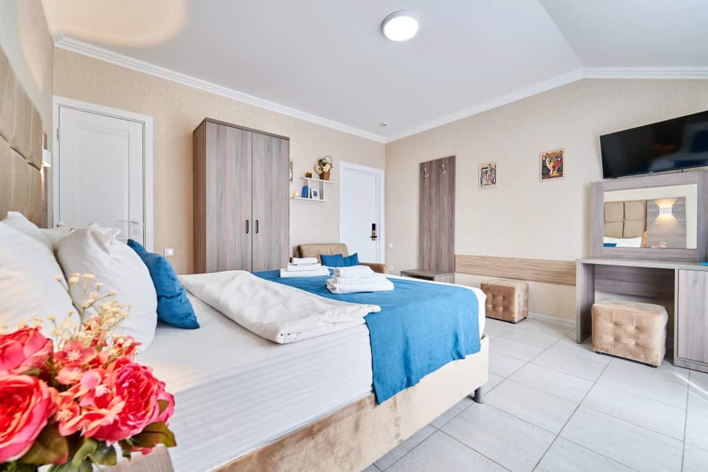 Апарт-отель Вояж Вознесенский HOTELS: главное фото 1