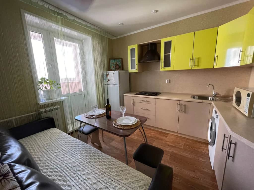 Апартаменты Аврора ул. Розы Люксембург 33, 8 этаж: фото 2