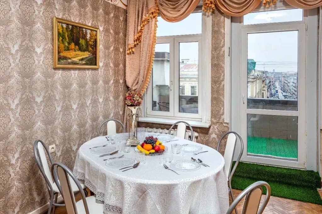 Апартаменты SivakApart c видом на весь Невский проспект: фото 4