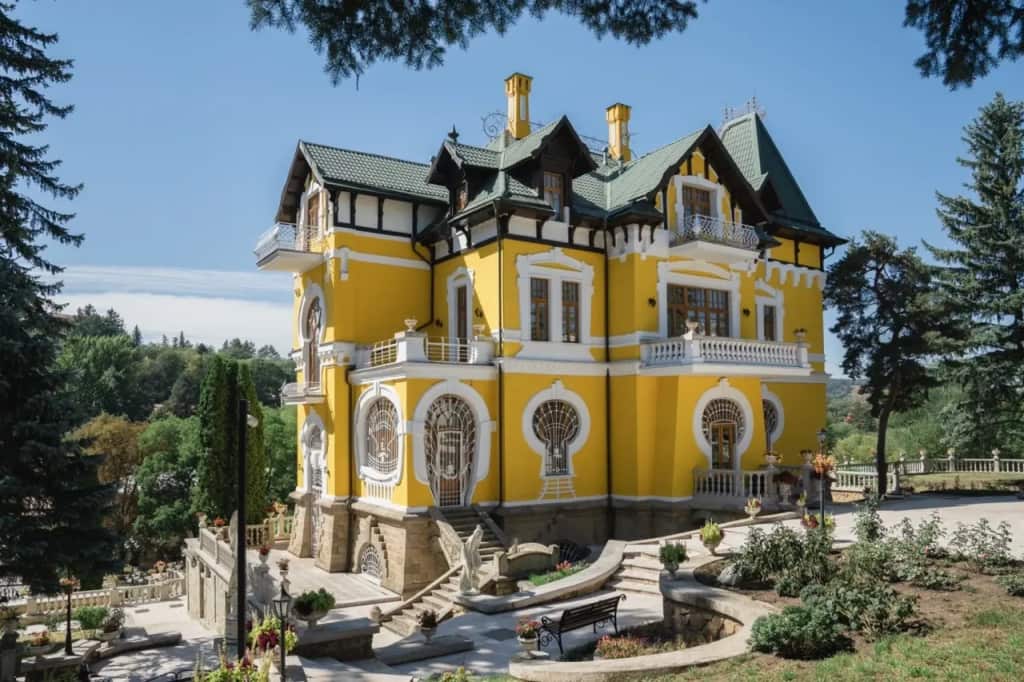 Коттедж Усадьба Балерины Матильды Кшесинской: главное фото 1