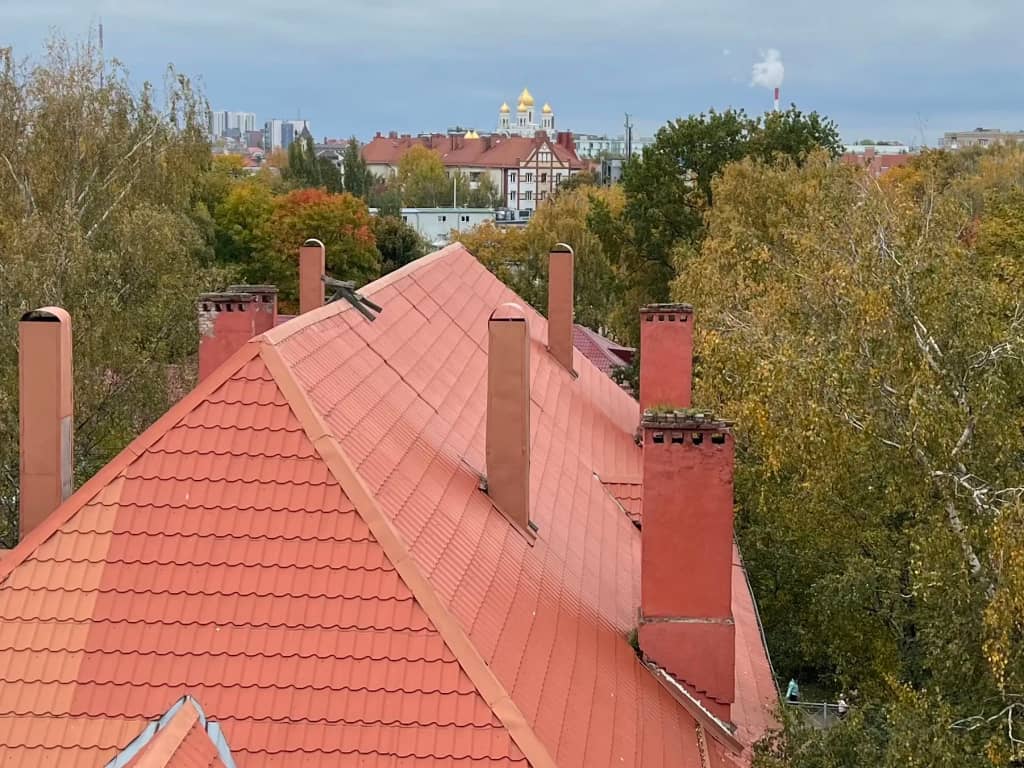 Квартира 2-х комнатная в тихом центре Калининграда с открытой террасой и видом на Кафедральный собор: фото 4