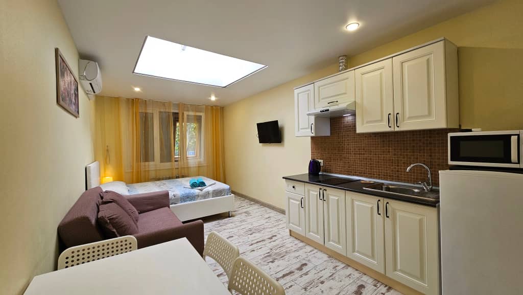 Апартаменты Уютная студия на Роз 57 от HomeHotelSochi (2): фото 5